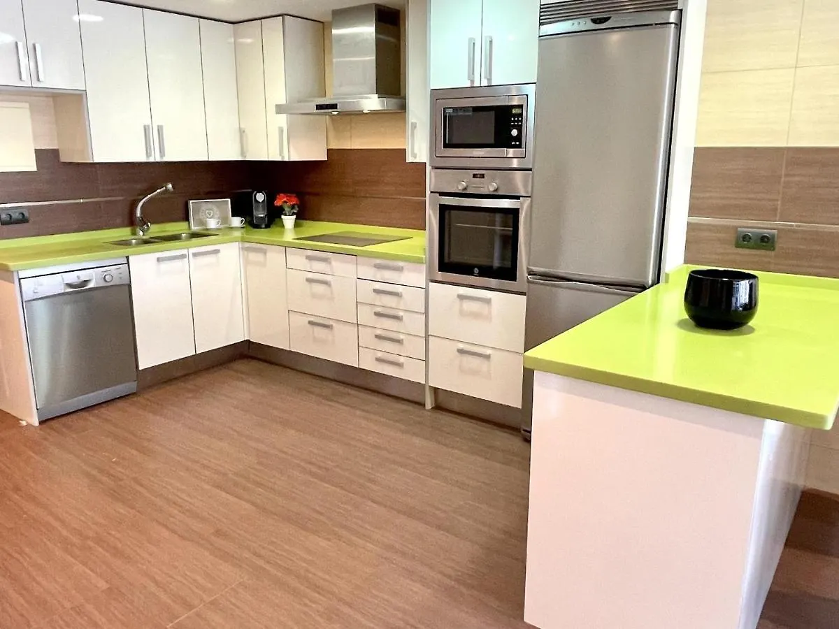 Apartbeach Europeos Junto Playa Climatizado Con Gran Terraza Y Muy Luminoso La Pineda Apartment
