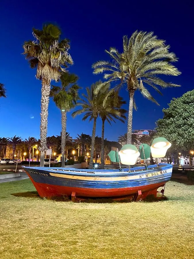 Apartbeach Europeos Junto Playa Climatizado Con Gran Terraza Y Muy Luminoso La Pineda Apartment
